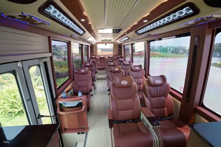 Bí Quyết Du Lịch Hạ Long Tiết Kiệm Với Limousine Hà Nội Hạ Long Và Vé Công Viên Nước Hạ Long